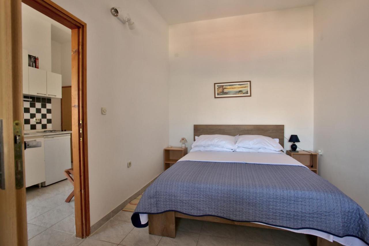 Apartman Branko Pag Town Buitenkant foto